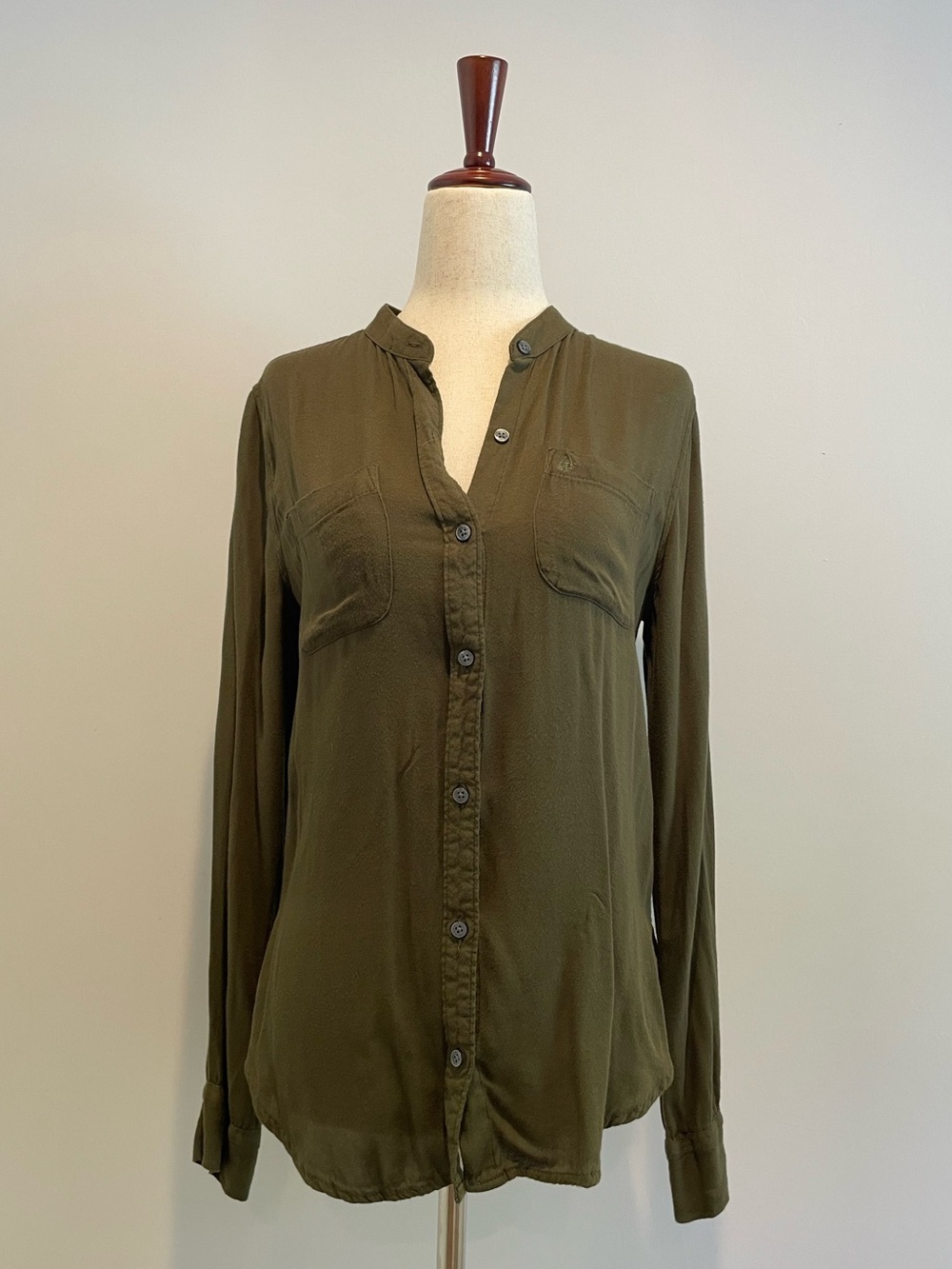 Abercrombie & Fitch Olive Green Button-Front Long Sleeve Shirt EUC - size xs